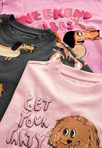 Next 3 PACK REGULAR FIT SET - Nattplagg set - pink grey sausage dog