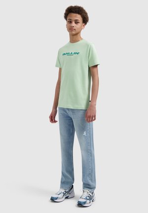 Ballin, REGULAR FIT CREWNECK SS T-SHIRTS - T-shirt print - apple green