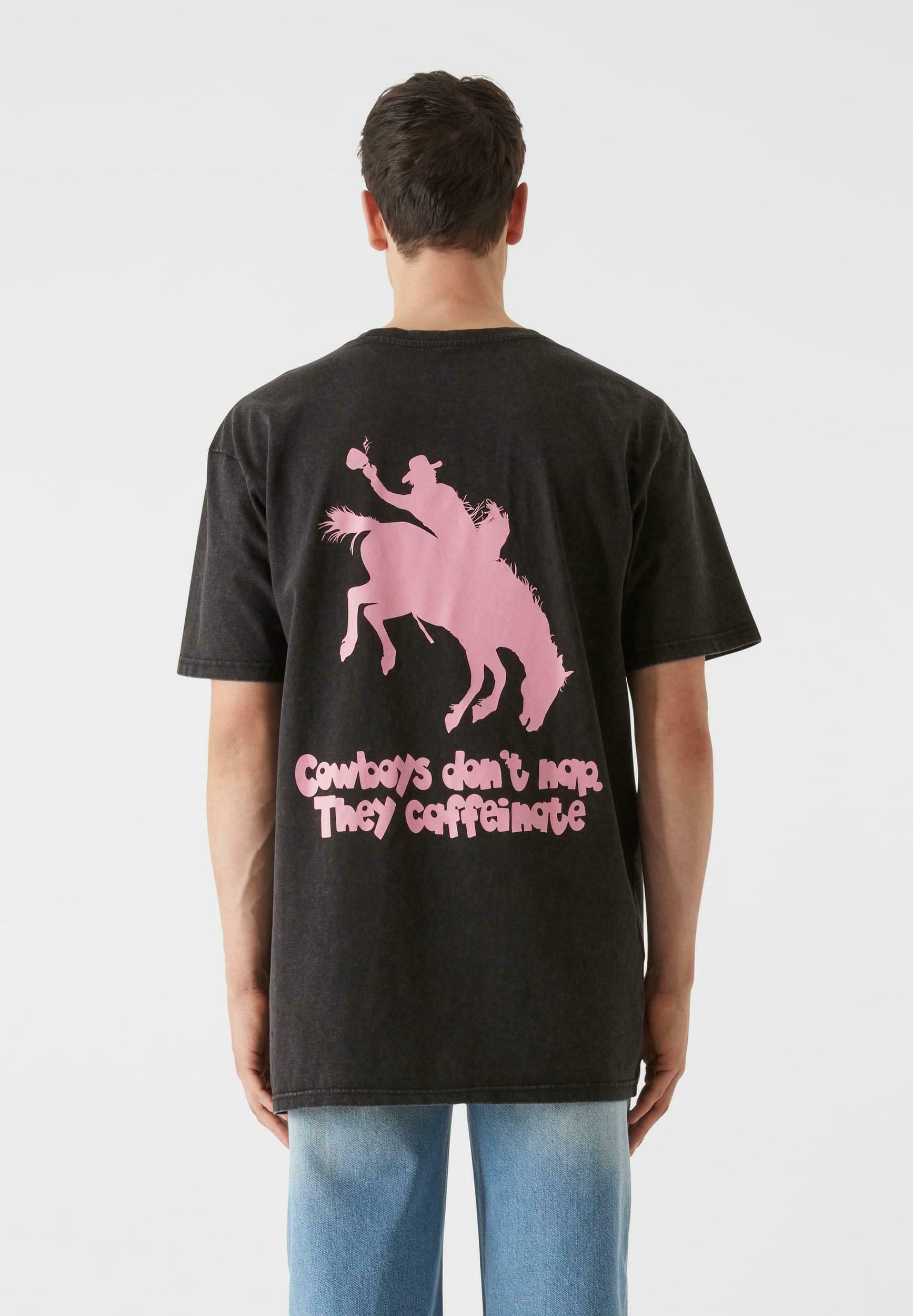 Urban Backwoods T-Shirt Uomo Cowboys Safety Sign: Stile E Qualità Premium - 5
