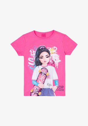Rosa T-Shirt mit kurzen Ärmeln, das ein Grafikmotiv eines Mädchens zeigt, das ein Skateboard hält, umgeben von bunten Spritzern und dem Text "TOP Model" in Strasssteinen.
