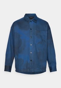 BOXY FIT OVERSHIRT - Cămașă - sea blue/vintage denim wash