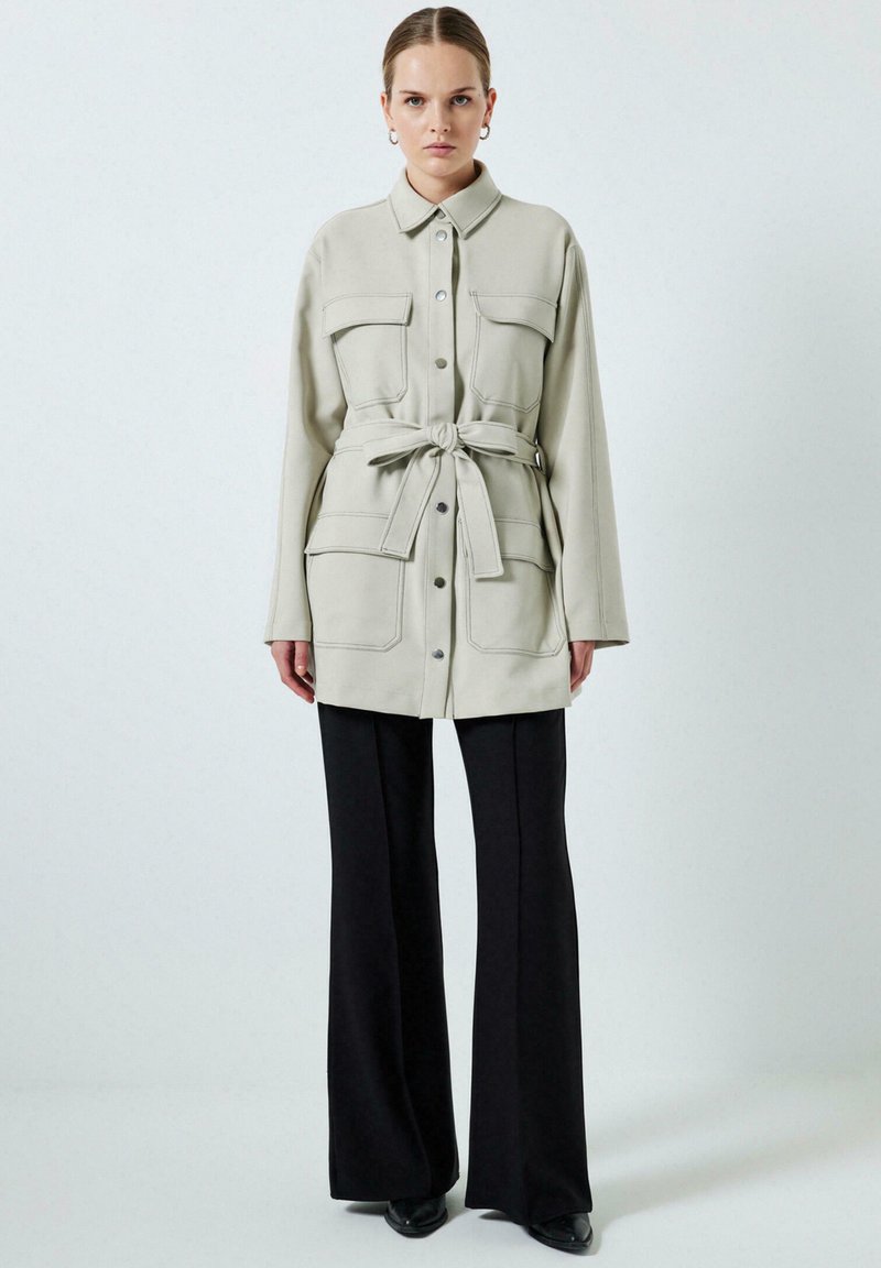 Touché Privé Halflange jas graniet