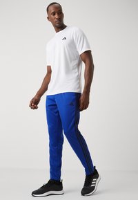 adidas Performance BASE - Trainingsbroek - semi lucid blue