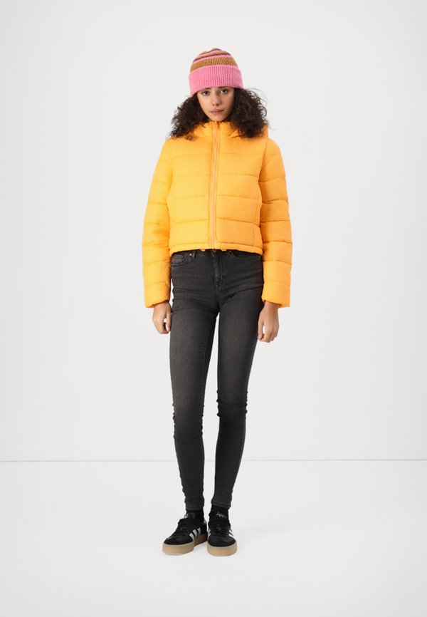ONLMAGGIE PUFFER - Winter jacket - blazing orange4