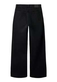 Crne široke traperice s finom teksturom, srednjim strukom, dva stražnja džepa i čistim rubom.