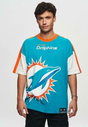 T-shirt surdimensionné des Miami Dolphins en aqua et orange, doté d'un grand logo de dauphin, de manches courtes et d'un col ras du cou.