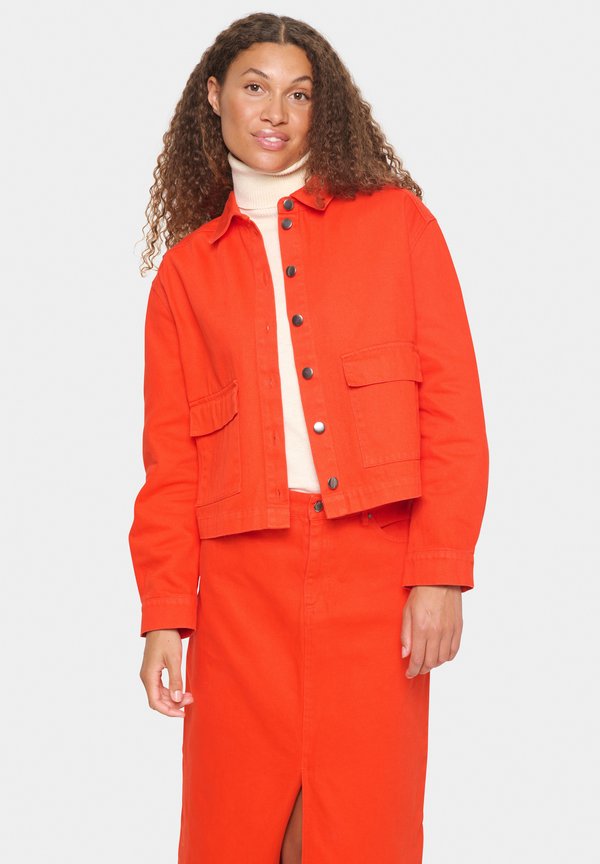 ILUSZ - Denim jacket - flame scarlet