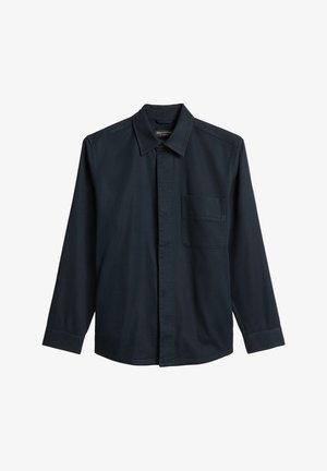 Dunkel marineblaues Langarmhemd mit Kragen, einer Brusttasche und Knopfverschluss; glatte Textur und bequeme Passform.