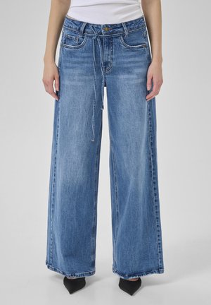 MID WIDE - Flared Jeans - medium blue wash