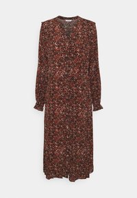 Robe imprimée florale rouge et noire avec des manches longues, un décolleté en V et de subtils accents de volants. Boutonnage à l'avant et design mi-long.