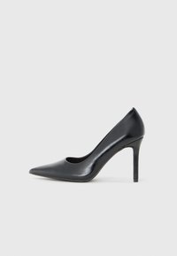 Klassiska pumps - black