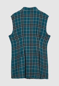 Gilet senza maniche a quadri color turchese con colletto a rever, caratterizzato da motivi a scacchi bianco e nero e un dettaglio di piega sul retro.