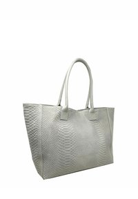 Grå slangeskinds tote bag med glatte læderhåndtag, der har en struktureret overflade og en rummelig rektangulær form.