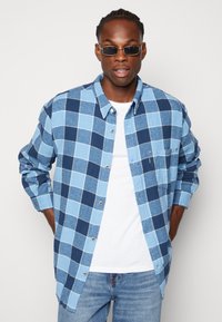 Levi's® SILVERTAB OVERSIZE - Krekls - dark blue