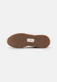 Pepe Jeans Baskets basses - beige