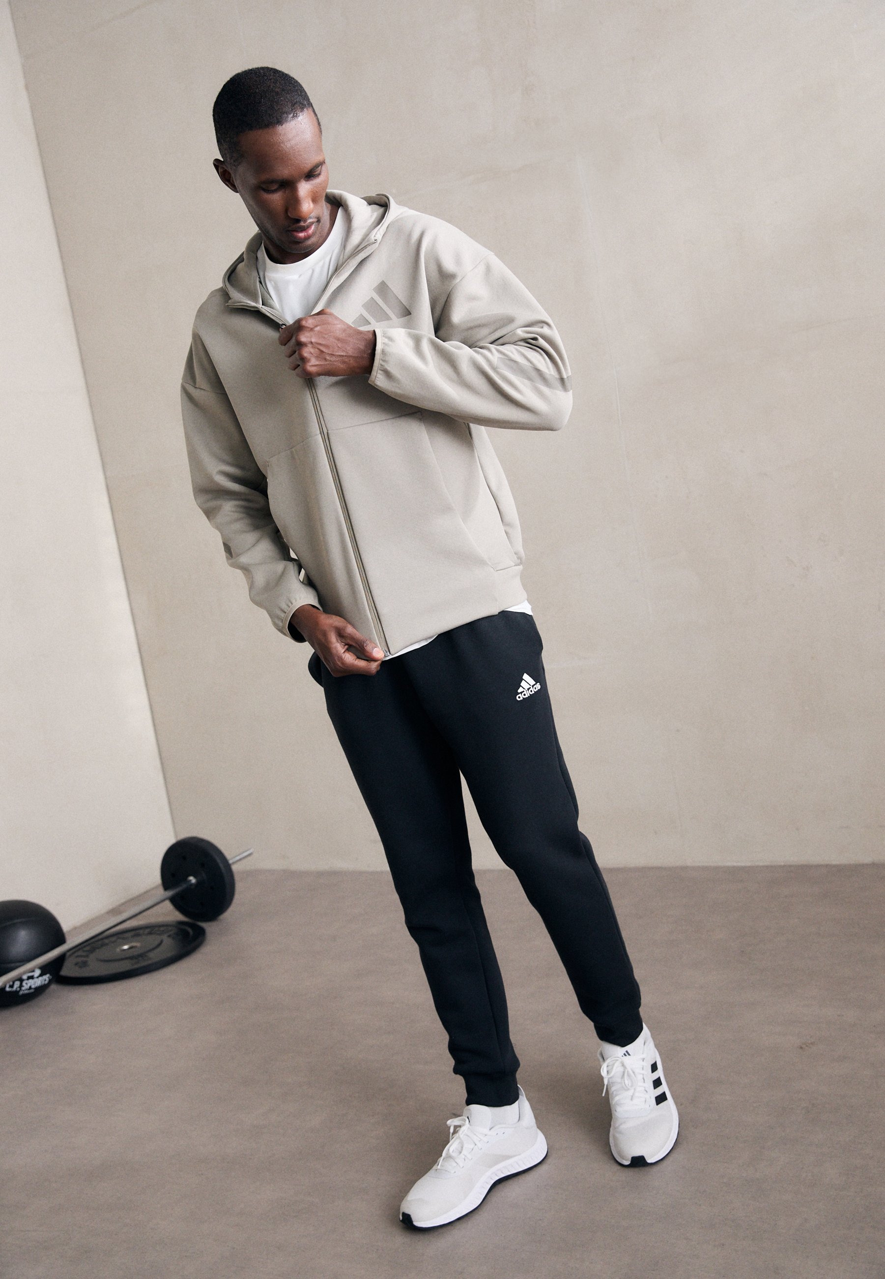 adidas Sportswear M Z N E FZ - Training jacket - putty beige/taupe