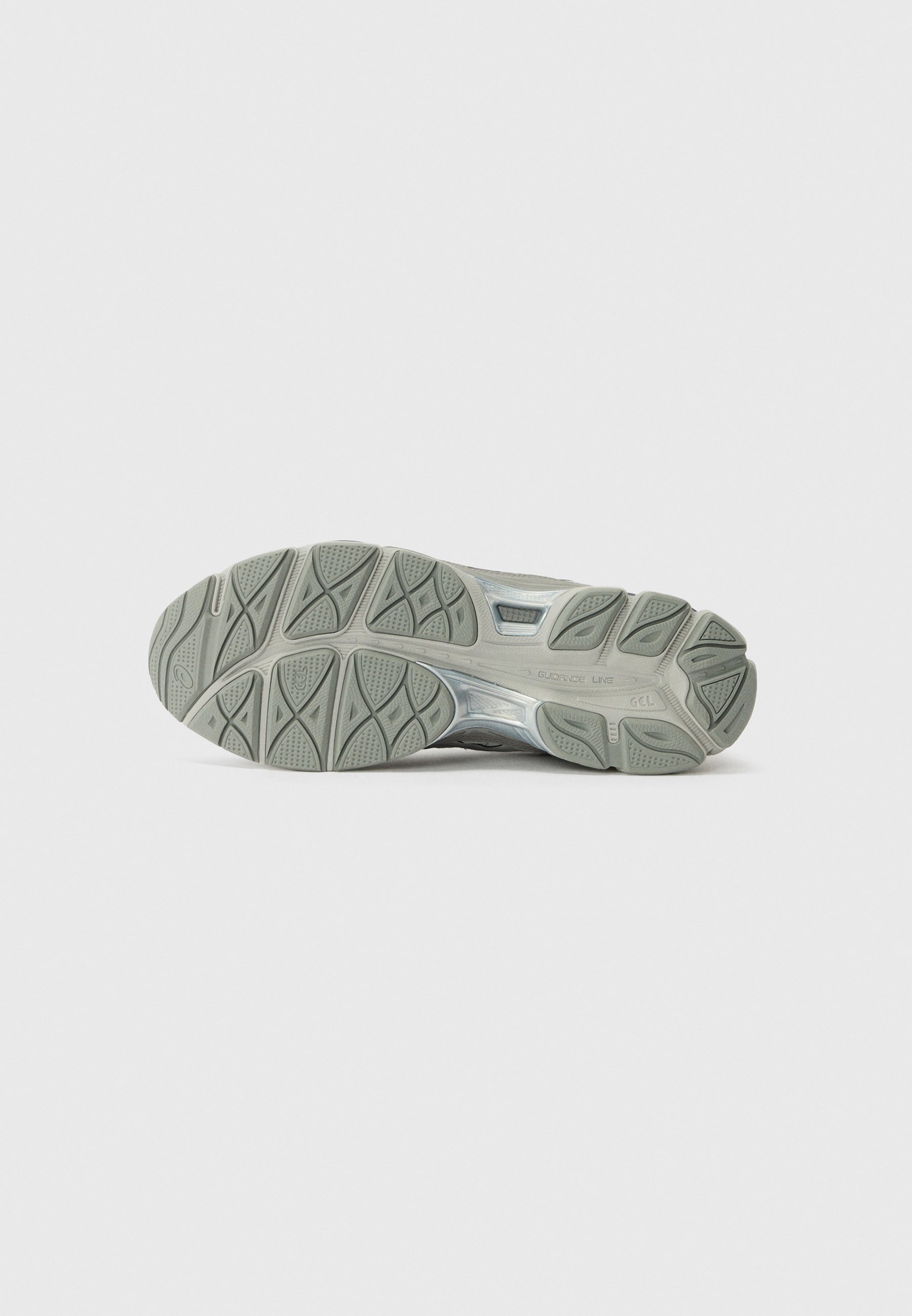 ASICS SportStyle GEL NYC UNISEX - Trainers - cement grey/clay grey