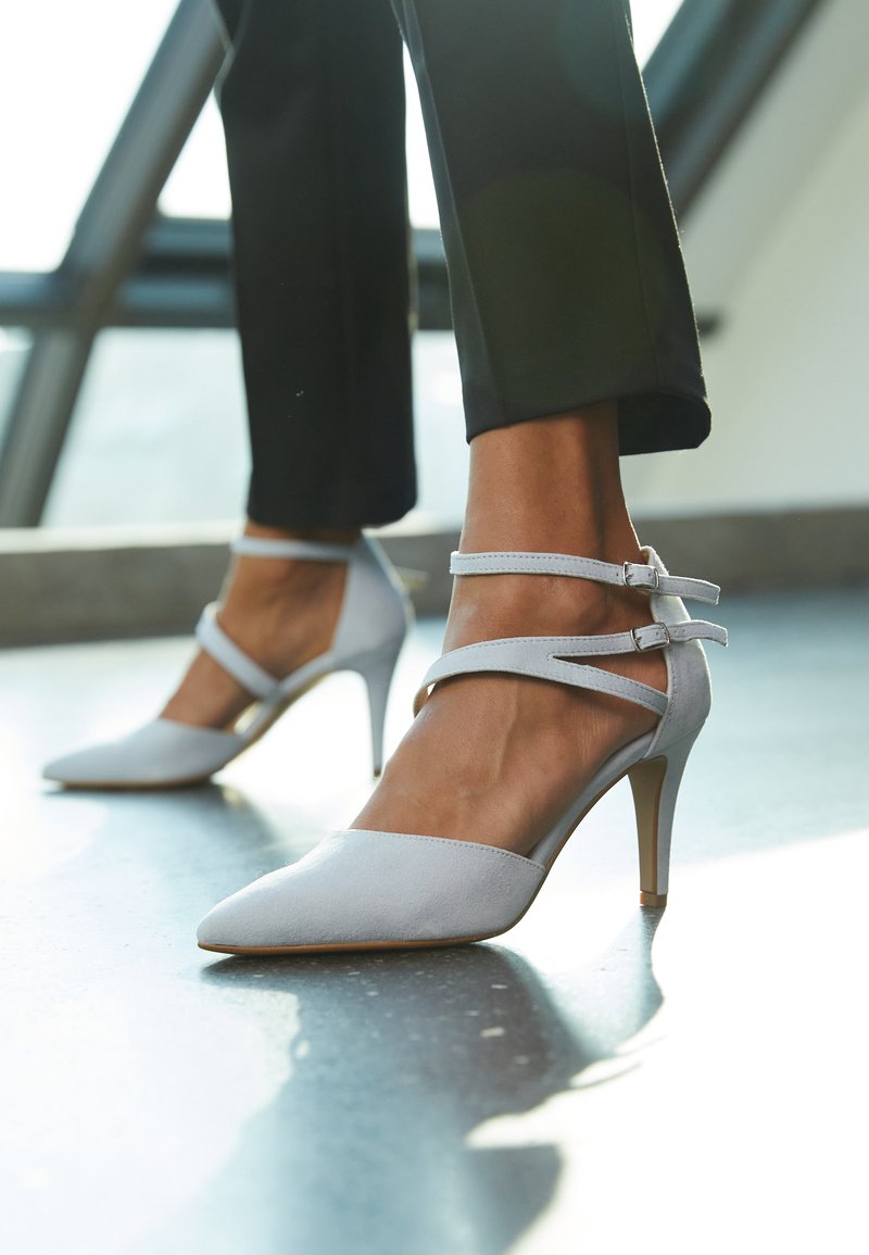 tamaris escarpin bleu