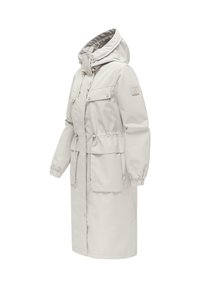 Jasnobeżowa długa parka z kapturem, zamkiem błyskawicznym z przodu, kieszeniami z klapami zapinanymi na guziki, talią ze sznurkiem ściągającym i elastycznymi mankietami.