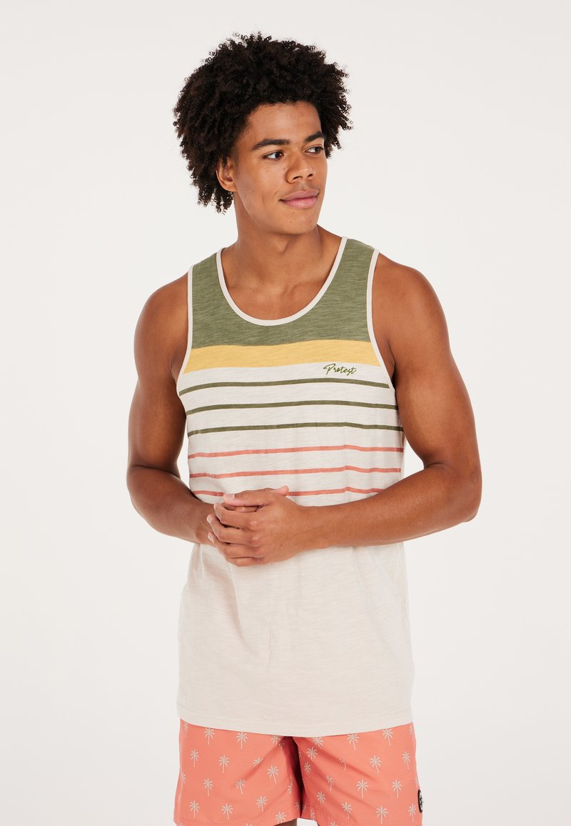 Mannen tanktop in het wit met groene, gele en koralen horizontale strepen. Gemaakt van lichtgewicht stof met een ronde halslijn en een losse pasvorm.