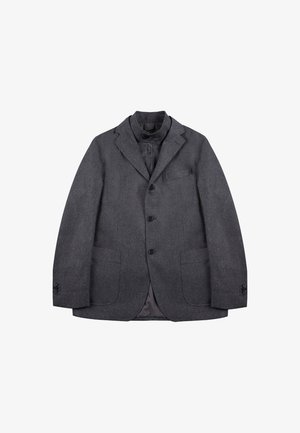 Blazer da uomo grigio scuro con rever a scollo a V, tre bottoni frontali, due tasche inferiori e uno strato interno con cerniera e colletto con bottone.