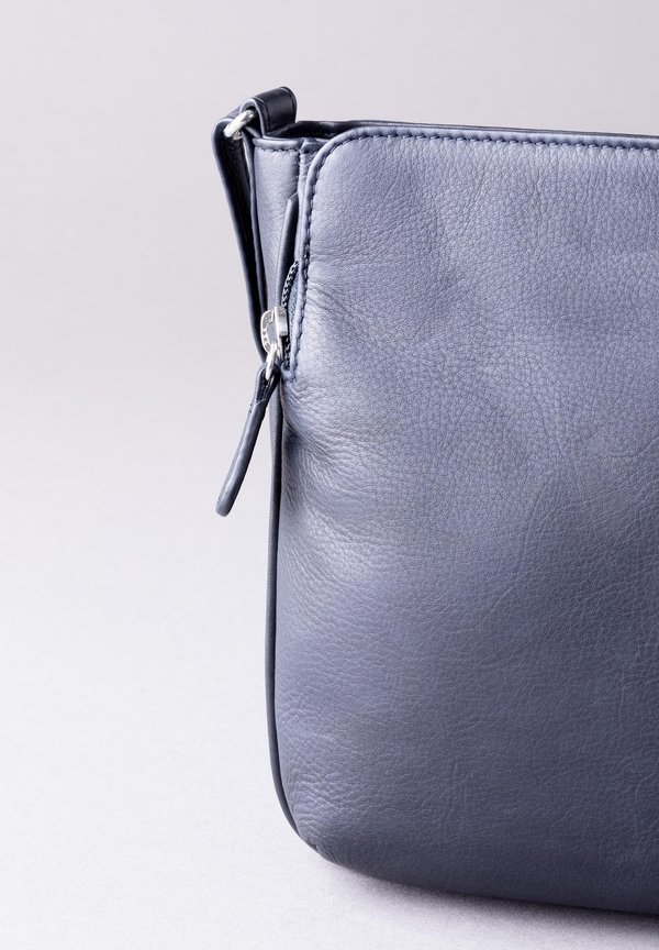 AMBLESIDE - Cross body bag4