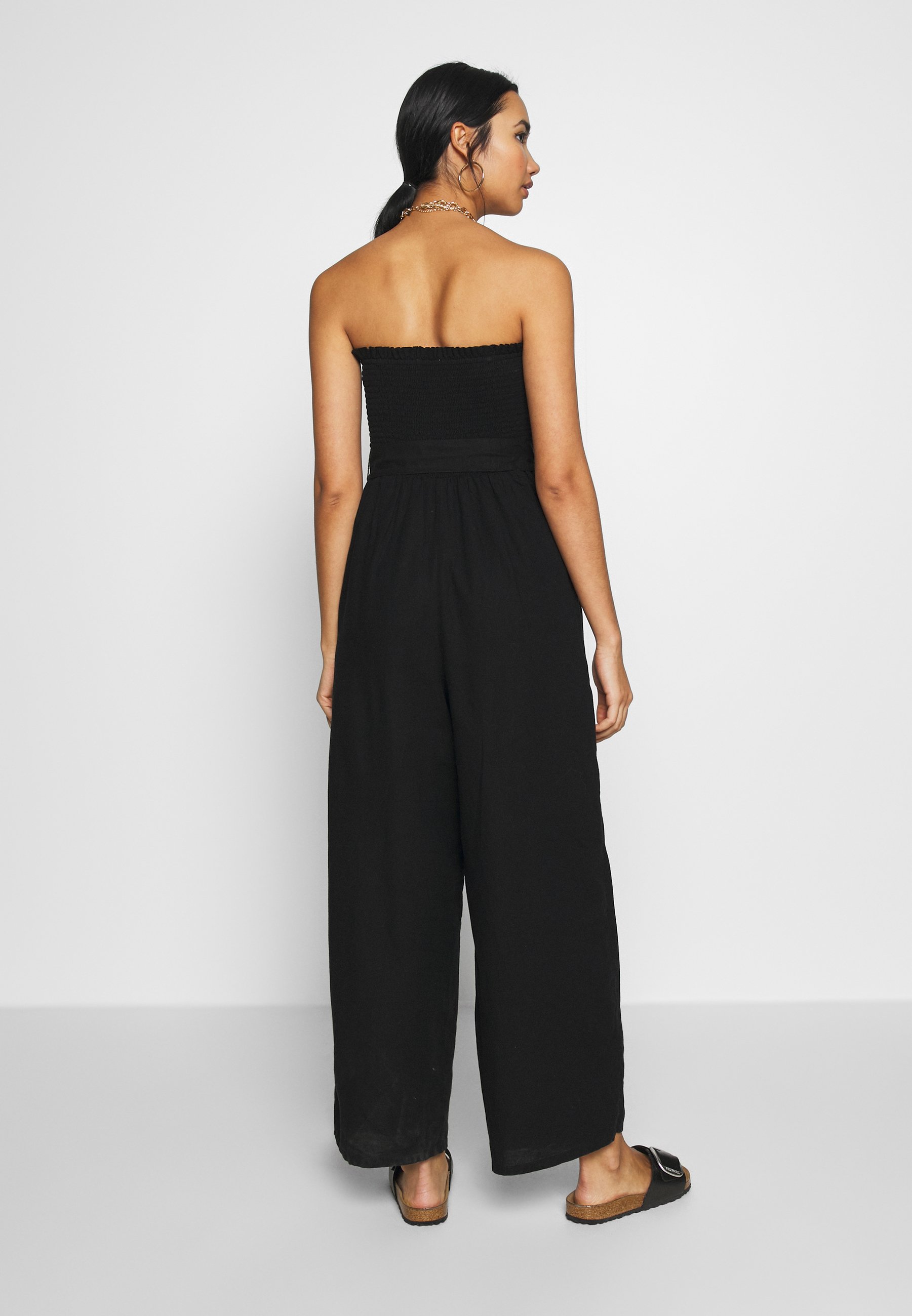 American Eagle EASY SMOCKED TUBE Jumpsuit black Zalando.no American Eagle EASY SMOCKED TUBE - Jumpsuit - black