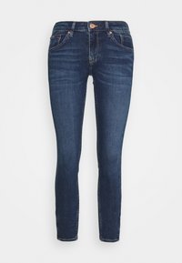 Jeans ajustados de color azul oscuro, confeccionados en denim, que presentan un diseño clásico de cinco bolsillos, cierre de botón y un ligero desgaste para añadir textura.