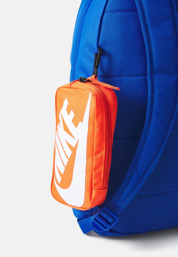 ELMNTL UNISEX SET – Tagesrucksack