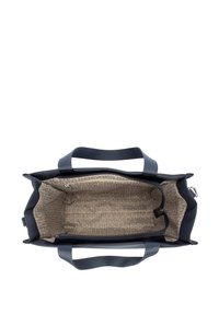 Marineblaue Tragetasche mit Stoffgriffen und beigem Innenfutter mit sich wiederholendem Logo-Muster. Enthält eine Reißverschlusstasche zur Aufbewahrung.