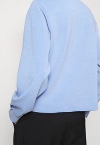 OPUS Langarmshirt - light blue
