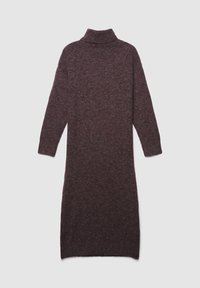 Abito a collo alto color marrone scuro realizzato in morbido tessuto knit, con maniche lunghe e una silhouette dritta. L'orlo si estende sotto il ginocchio.