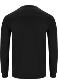 Langærmet sort t-shirt med en glat tekstur, rund halsudskæring og enkelt design. Har en almindelig pasform og lige kant i bunden.