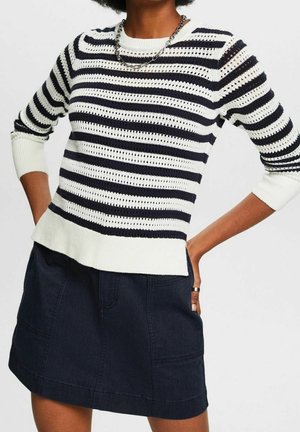 Sweter