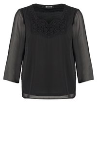 Czarna bluzka z długim rękawem, wykonana z przejrzystego materiału, z haftowanym wzorem przy dekolcie oraz luźnym krojem. Kwadratowy kształt o gładkiej fakturze.