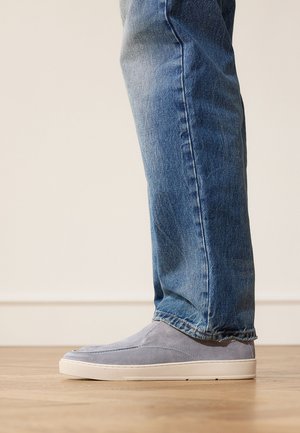 Manfield, Chaussons - blau