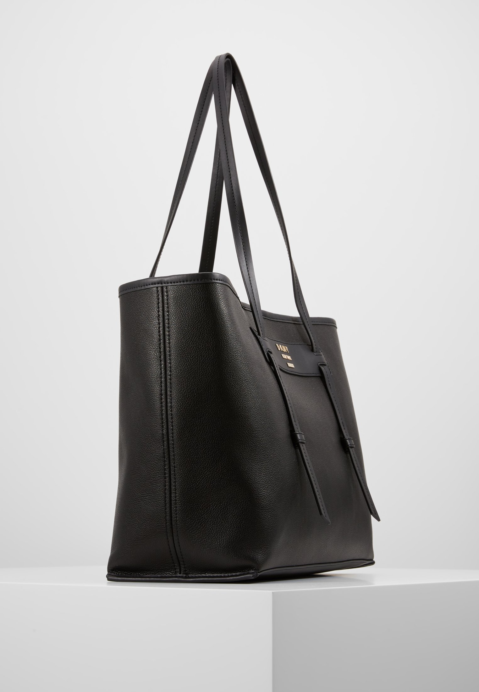 DKNY WARREN LARGE TOTE Håndveske black Zalando.no DKNY WARREN LARGE TOTE Håndveske fatigue Zalando.no