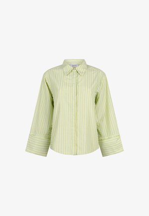 Lichtgroen overhemd met knopen, voorzien van verticale gele en witte strepen en brede manchetten aan de lange mouwen, kraag gesloten met een bovenste knoop.