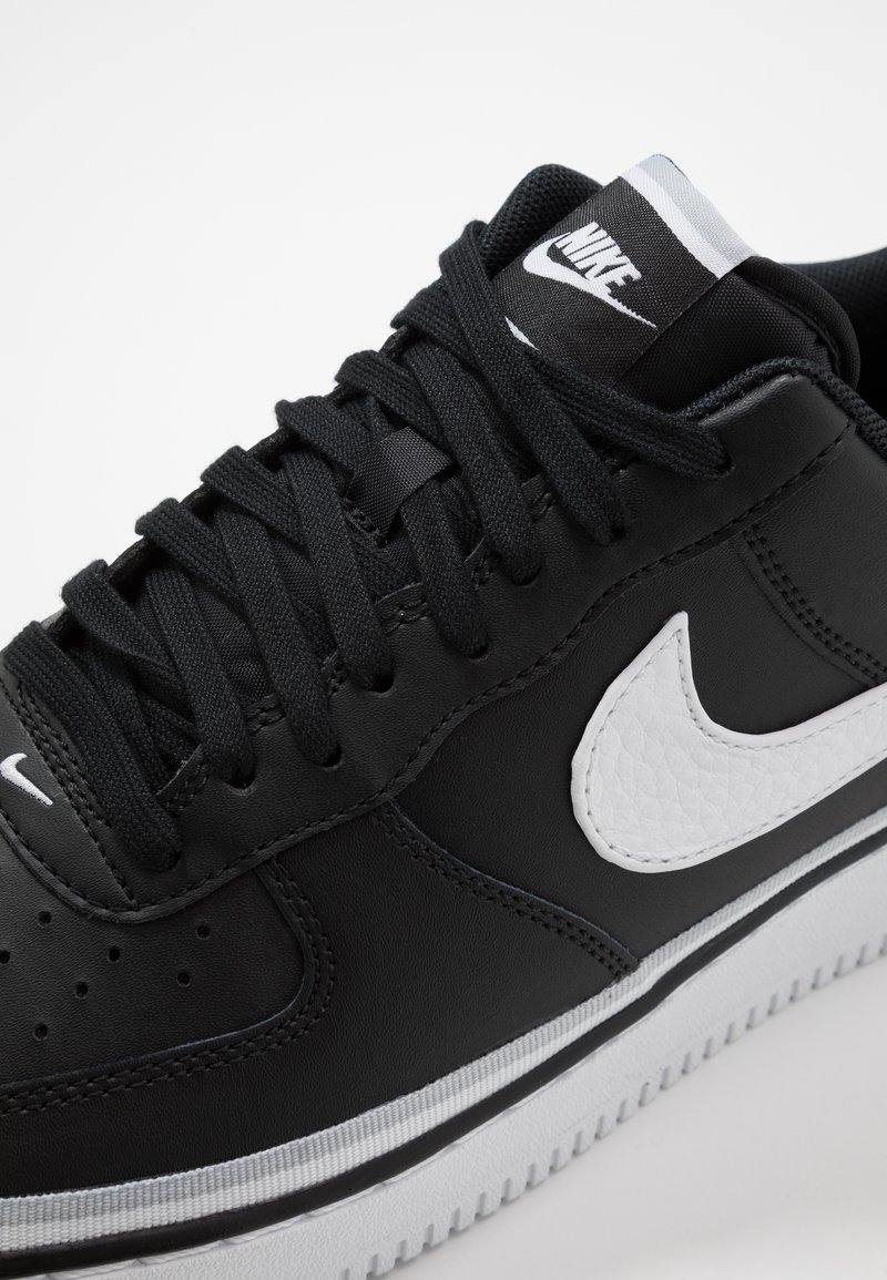 Nike Sportswear Air Force 1 07 Lv8 Sneaker Low Black White Wolf Grey Schwarz Zalando De