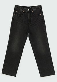 Jeans negros de talle alto, rectos, con cierre y botón en la parte frontal, cinco bolsillos y dobladillo sin terminar.