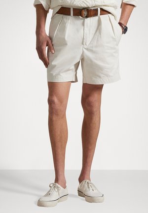 CORMAC CLASSIC FIT CHINO SHORT UNISEX - Shorts - deckwash white