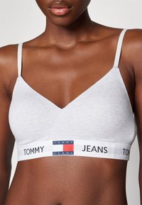 Tommy Jeans HERITAGE - Push-up BH - ice grey heather