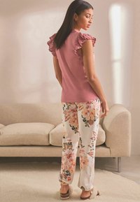 Next SET - Pidžamas komplekts - pink floral