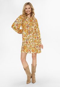 usha Vapaa-ajan mekko - multicolour yellow
