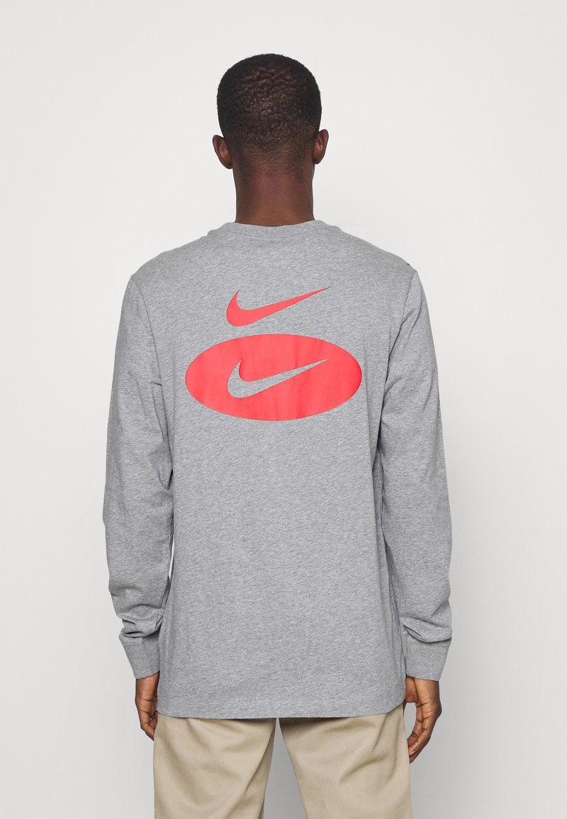 Herren T-Shirts & Polos | Nike Sportswear CORE TEE Langarmshirt dark grey heather/dunkelgrau-meliert - FB44210 Herren T-Shirts & Polos | Nike Sportswear CORE TEE Langarmshirt dark grey heather/dunkelgrau-meliert - FB44210