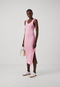 HUGO NALIMERA - Laisvo kirpimo suknelė - medium pink
