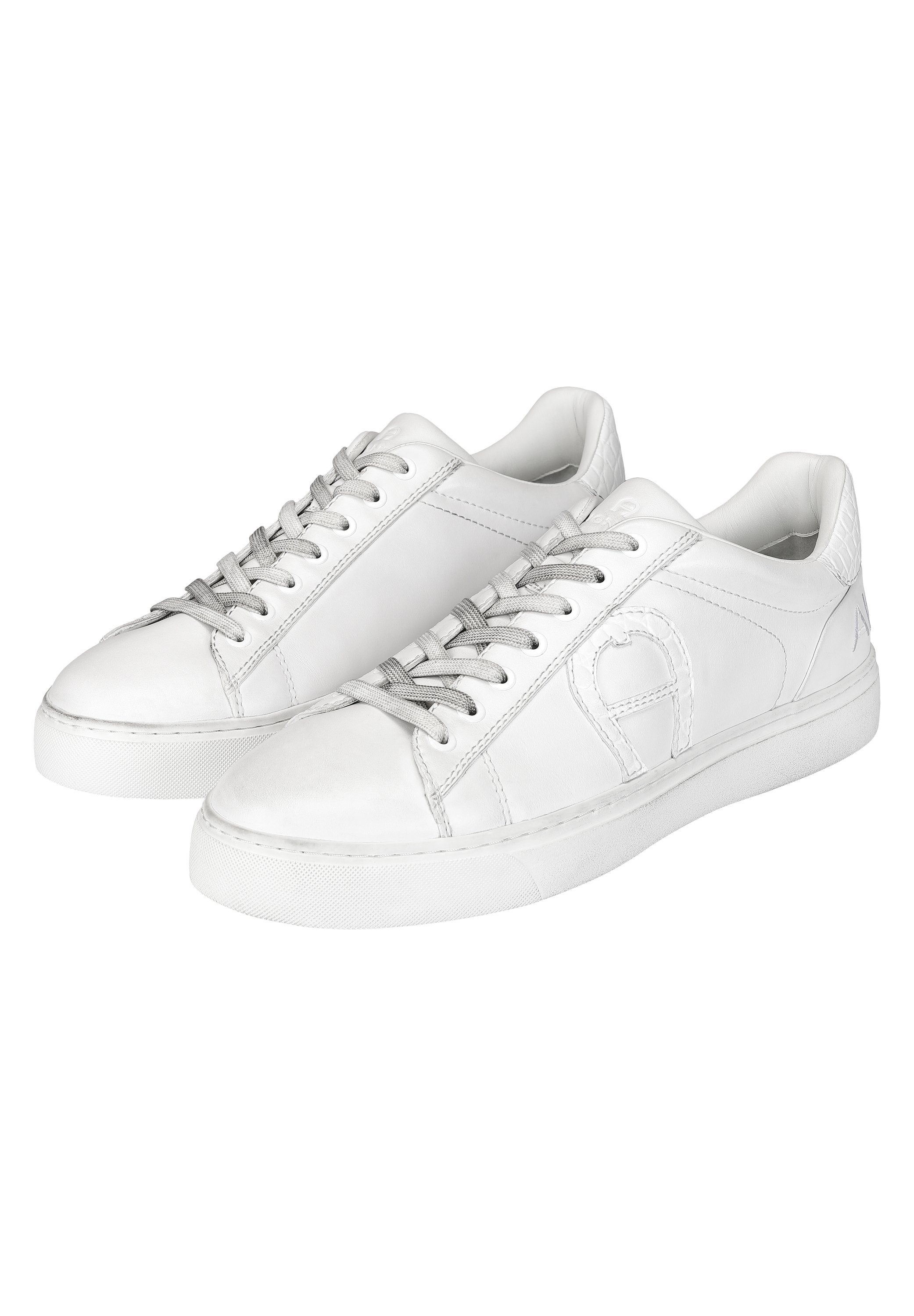 aigner tennis shoes