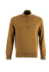 Sudadera de cuello con cremallera marrón, fabricada en tejido suave. Cuenta con puños y dobladillo acanalados, y un pequeño logo azul en el pecho.