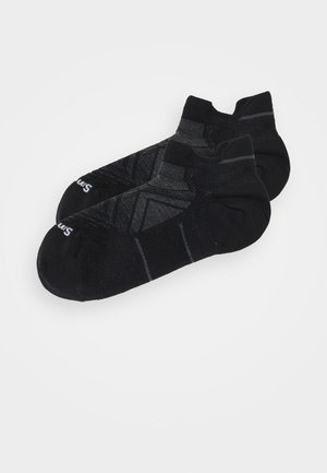 RUN ZERO CUSHION LOW ANKLE - Sportovní ponožky - black