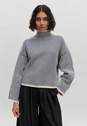 EDITED Strickpullover - weiß blau